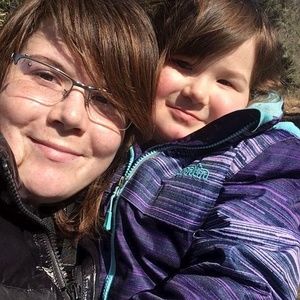 Meet your Posher, Cecile